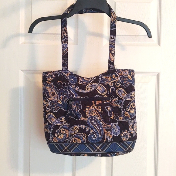 Vera Bradley Handbags - *FINAL SALE* EUC Vera Bradley Shoulder Bag